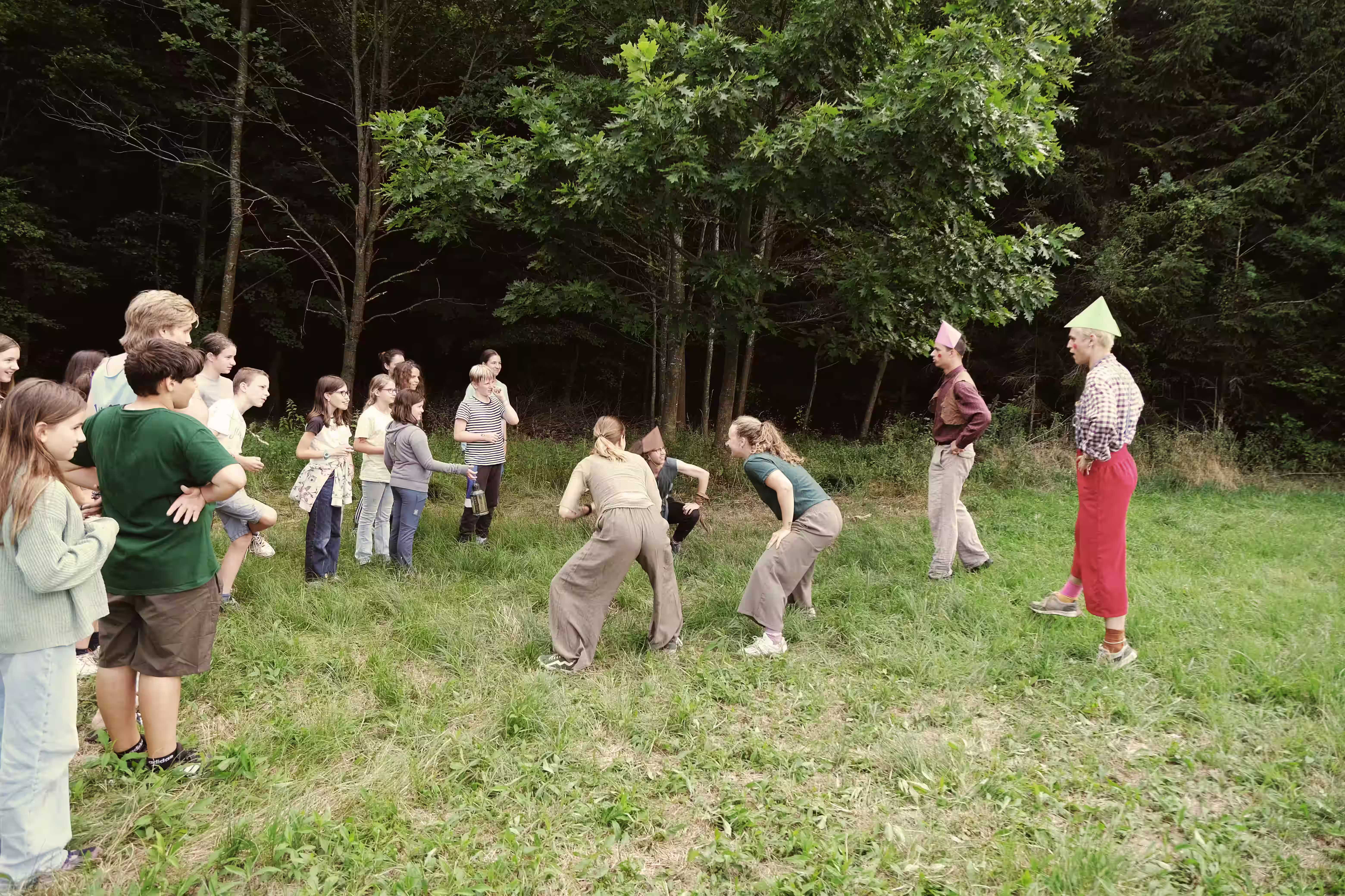 /src/assets/uploads/w (4)_compressed.avif