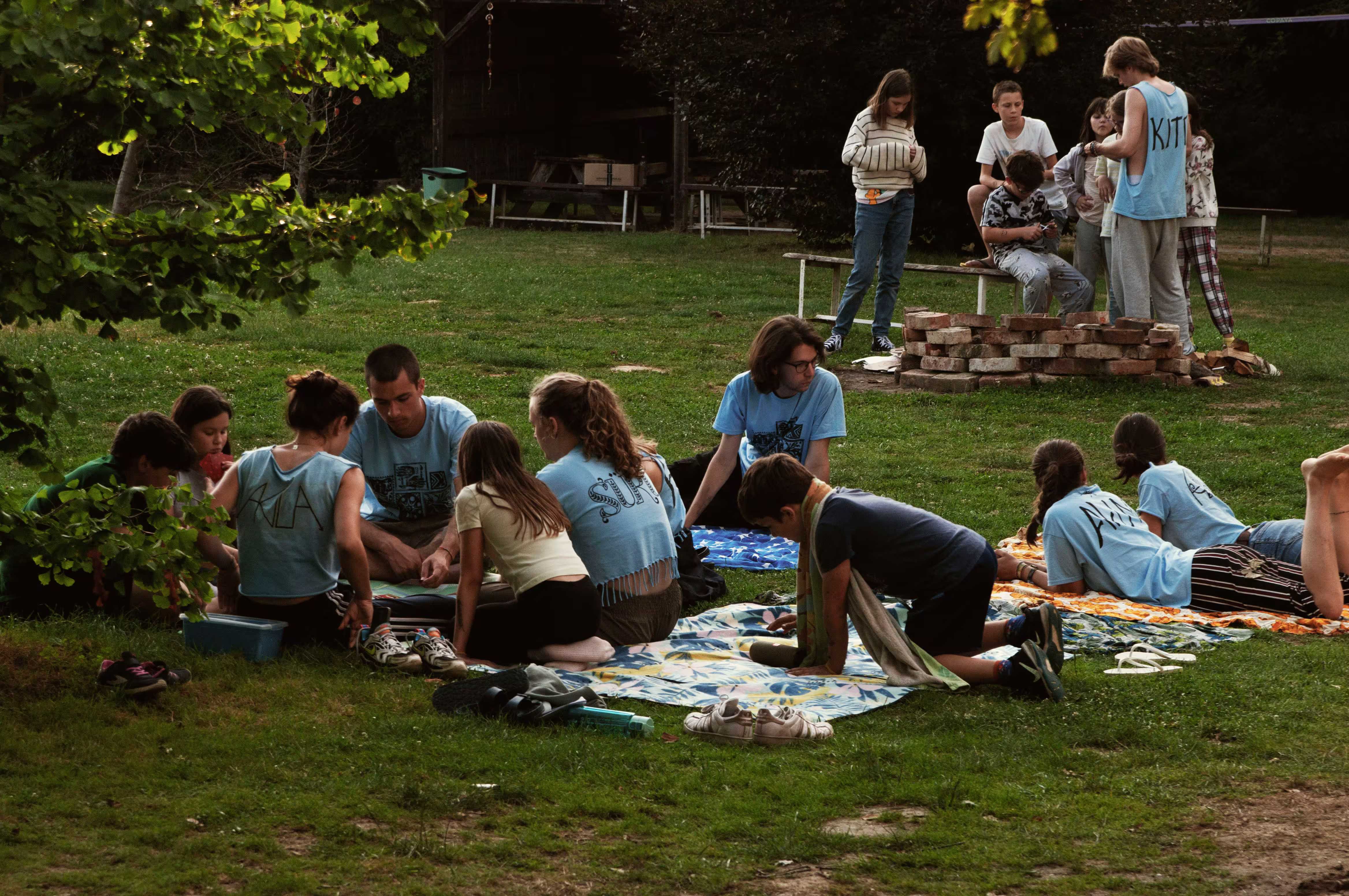 /src/assets/uploads/w (53).avif