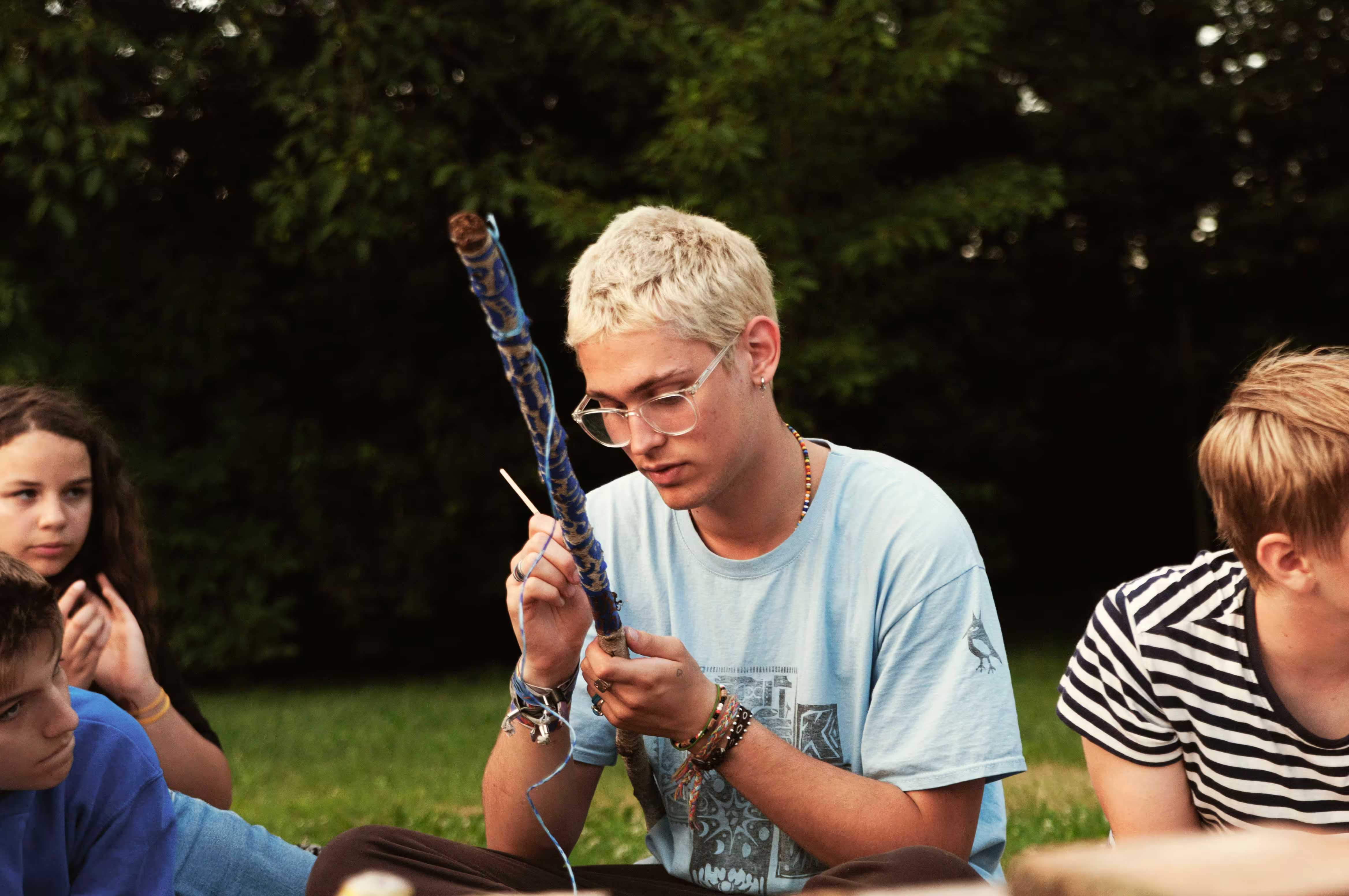 /src/assets/uploads/w (60).avif